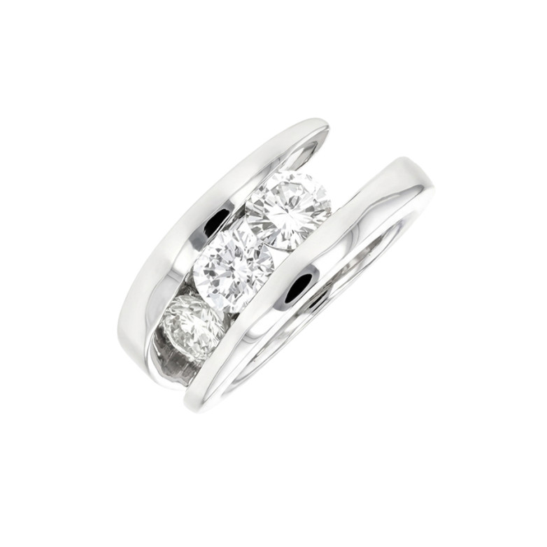 Bague trilogie diamants 1.80 carat or blanc 12.88g Comme neuf -  reconditionné disponible sur Gemme Les Bijoux